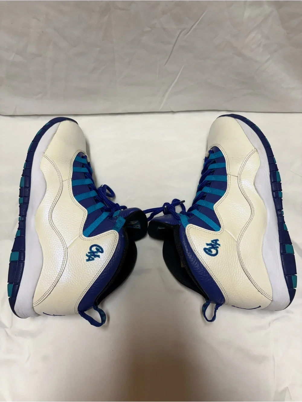 Jordan Air Jordan 10 Retro Charlotte Hornets 2016 High Top 310805-107 Size 11.5